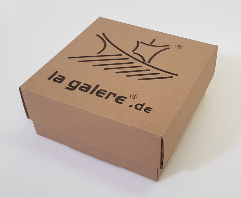 Cutie kraft personalizată cu logo la galerie